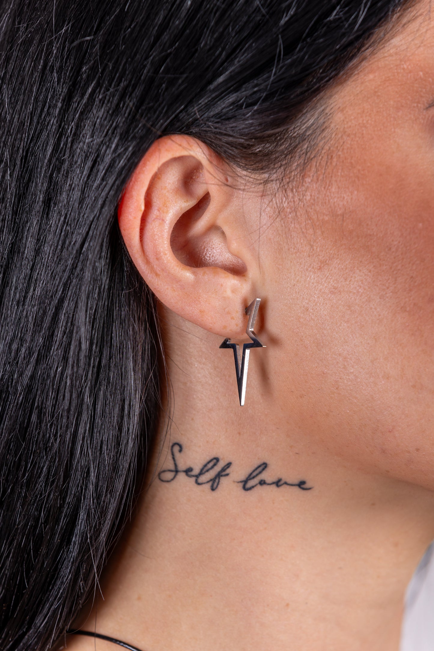 RAVE STAR EARRING