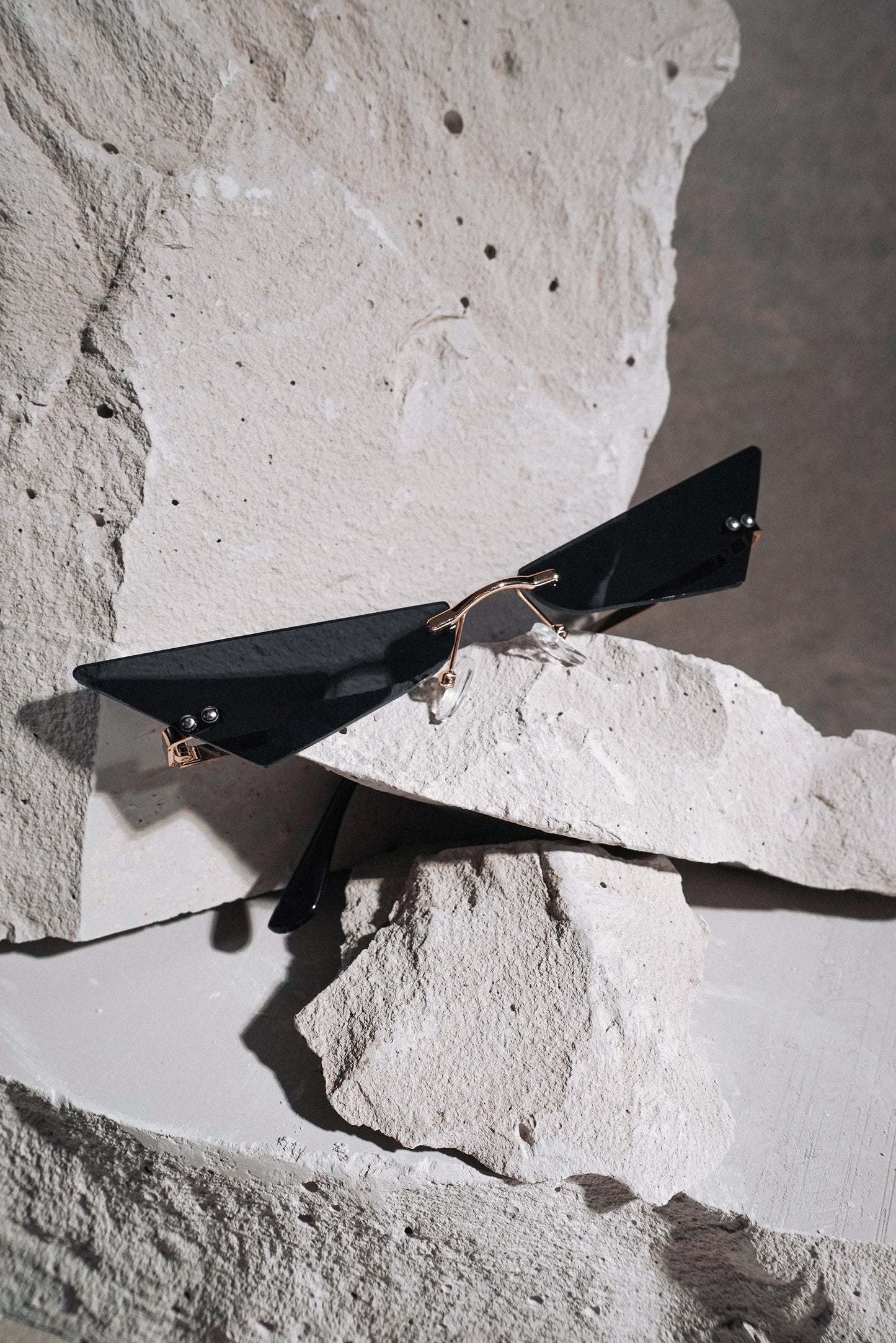 Wings black