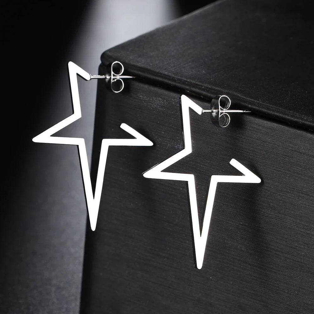 RAVE STAR EARRING