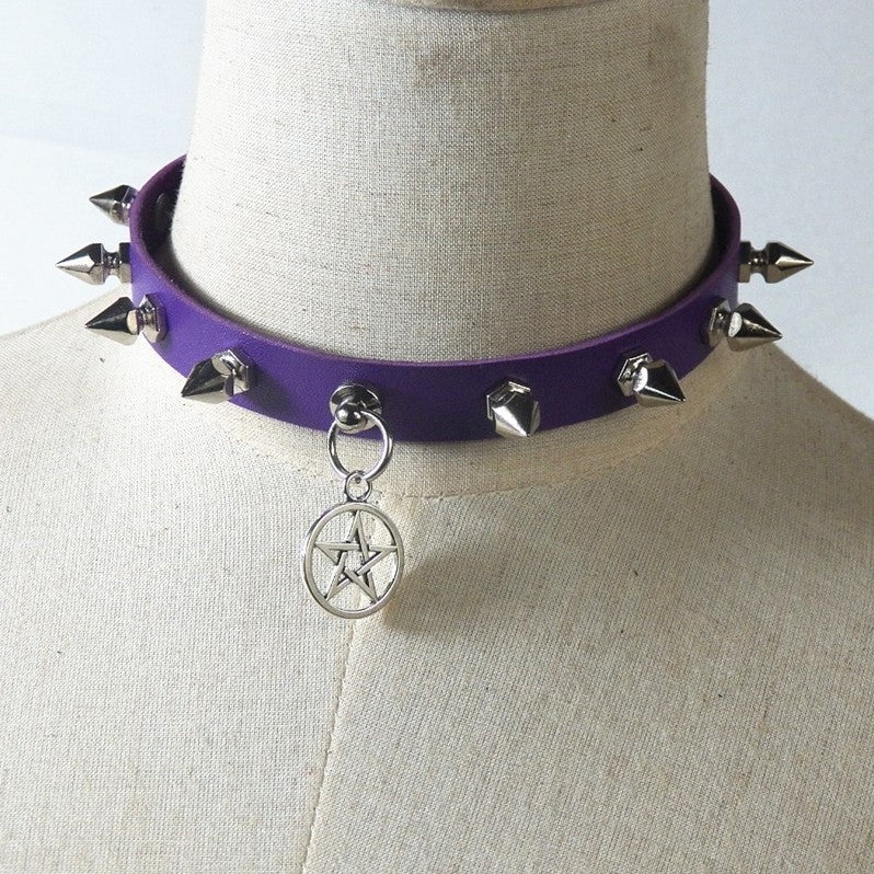 Lilith choker
